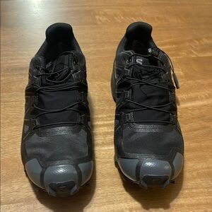 Salomon Men's Black Athletic Shoes